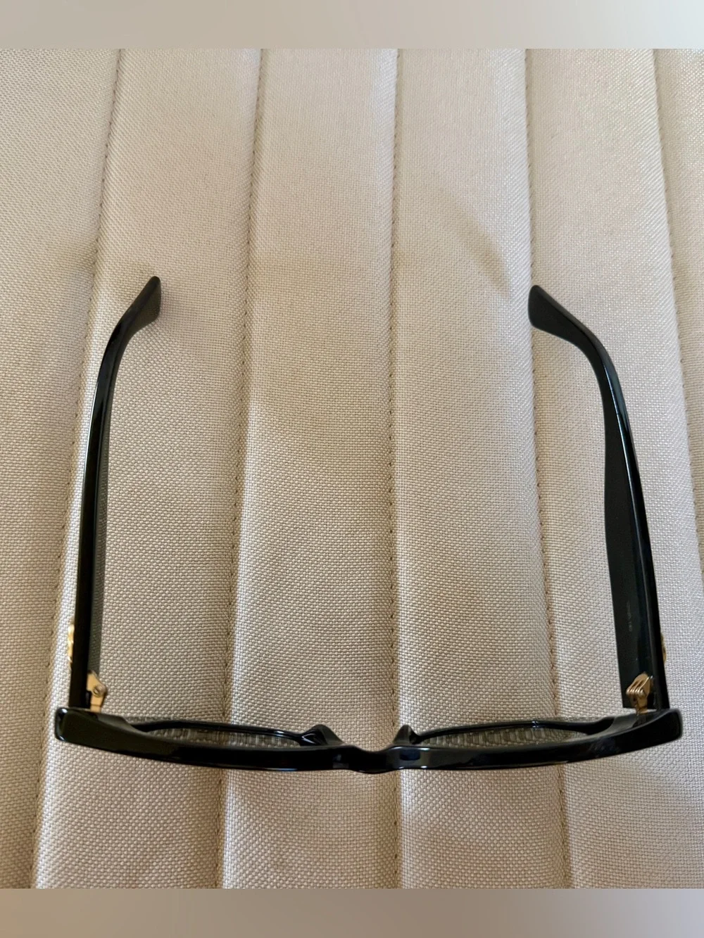 Gucci Sunglasses - black - GG0327S